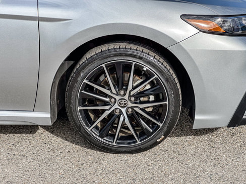 Used 2023 Toyota Camry SE image 12