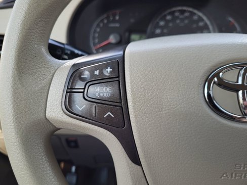 Used 2011 Toyota Sienna LE image 23