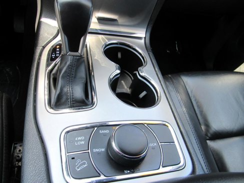 Used 2020 Jeep Grand Cherokee Limited image 26