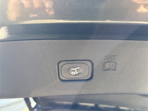 Used 2015 Ford Edge SEL w/ Equipment Group 201A image 13