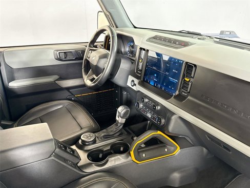 Used 2022 Ford Bronco Badlands image 32