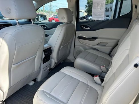 Used 2022 GMC Acadia Denali w/ Trailering Package image 12