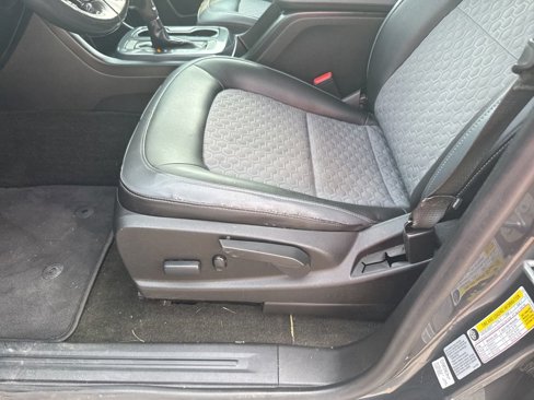 Used 2016 Chevrolet Colorado Z71 image 18