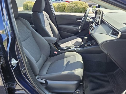 Used 2021 Toyota Corolla LE image 15