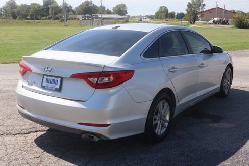 Used 2016 Hyundai Sonata SE image 17