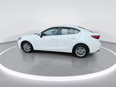 Used 2016 MAZDA MAZDA3 i Sport w/ Preferred Equipment Package image 6