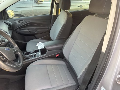 Used 2017 Ford Escape S image 6