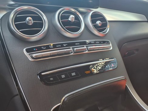 Certified 2022 Mercedes-Benz GLC 300 4MATIC image 22