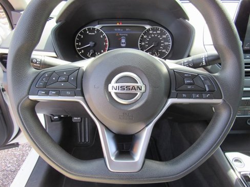 Used 2021 Nissan Altima 2.5 SV image 21
