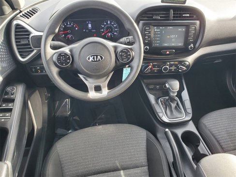 Used 2021 Kia Soul S image 12