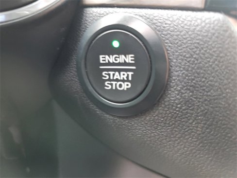 Used 2020 Ford Escape Titanium image 27
