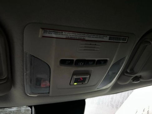 Used 2021 Toyota Corolla LE image 27
