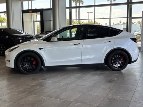Used 2020 Tesla Model Y Performance image 6