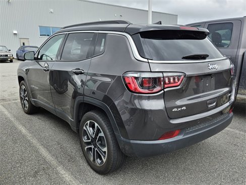 Used 2024 Jeep Compass Limited image 6
