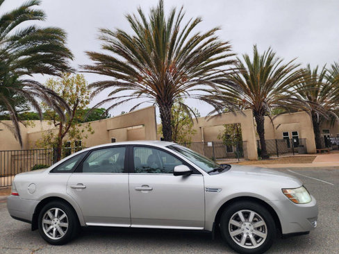 Used 2008 Ford Taurus SEL image 8