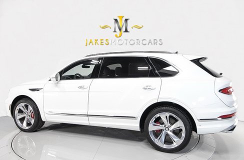 Used 2023 Bentley Bentayga Extended Wheelbase image 8