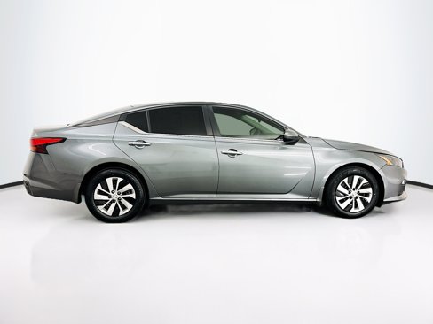 Used 2022 Nissan Altima 2.5 S image 10