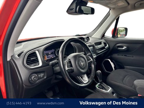 Used 2021 Jeep Renegade Latitude w/ Convenience Group image 2