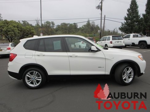 Used 2013 BMW X3 xDrive28i image 3