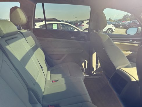 Used 2019 Volkswagen Atlas SE image 12