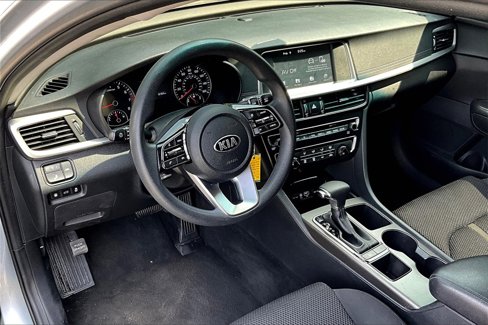 Used 2020 Kia Optima LX image 16
