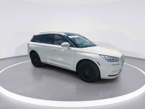 Used 2021 Lincoln Corsair Reserve w/ Equipment Group 201A image 2