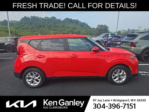 Certified 2022 Kia Soul LX w/ Technology Package image 9