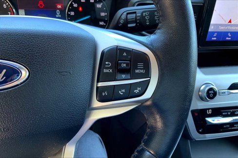 Used 2021 Ford Explorer XLT w/ Equipment Group 202A image 23