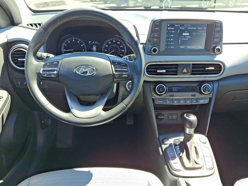 Used 2018 Hyundai Kona Limited image 11