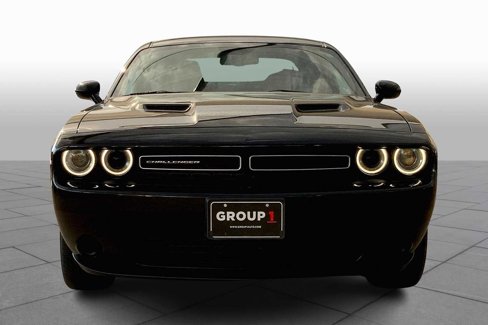 Certified 2023 Dodge Challenger SXT image 3