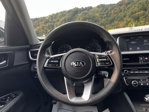 Used 2020 Kia Optima LX image 7