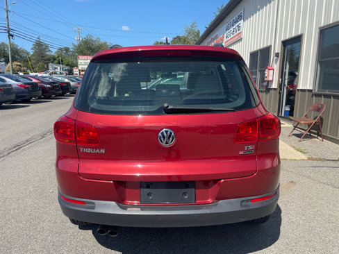 Used 2016 Volkswagen Tiguan S image 5