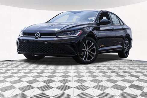 New 2025 Volkswagen Jetta Sport image 2