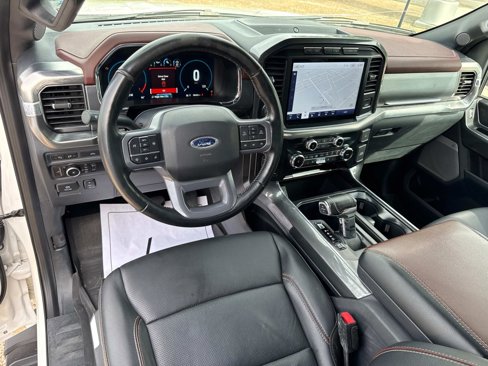 Used 2023 Ford F150 Lariat w/ Max Trailer Tow Package image 18