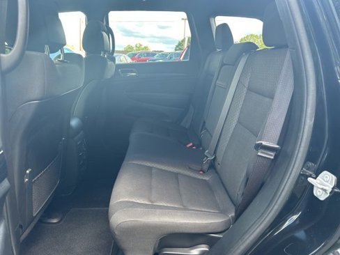 Used 2020 Jeep Grand Cherokee Laredo image 33