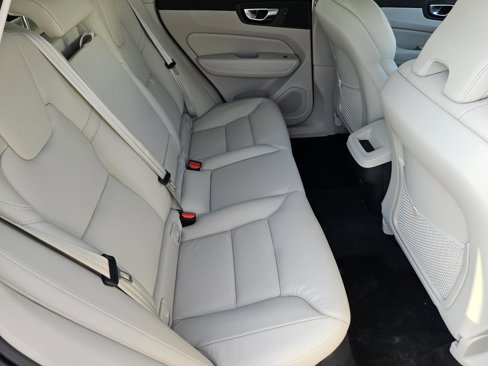 New 2025 Volvo XC60 B5 Plus w/ Protection Package Premier image 36