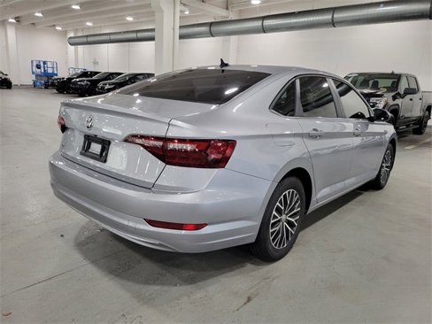 Used 2021 Volkswagen Jetta SE image 8