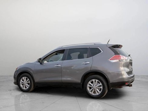 Used 2015 Nissan Rogue SV image 4