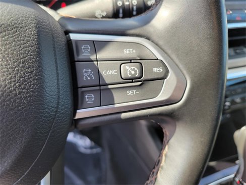 Used 2022 Jeep Compass Limited image 15