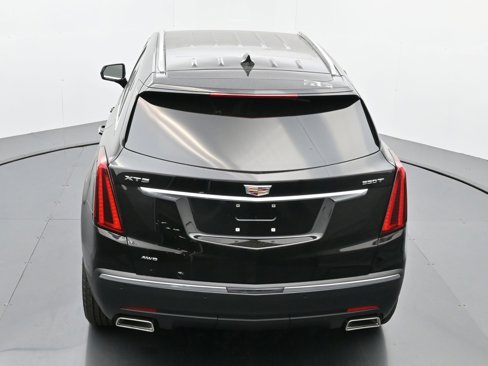 New 2025 Cadillac XT5 Luxury image 26