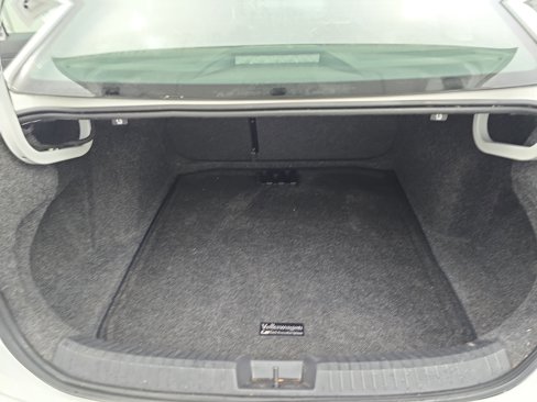 Used 2020 Volkswagen Jetta SE image 12