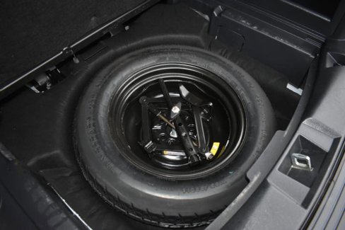 Used 2015 Jeep Compass High Altitude image 12