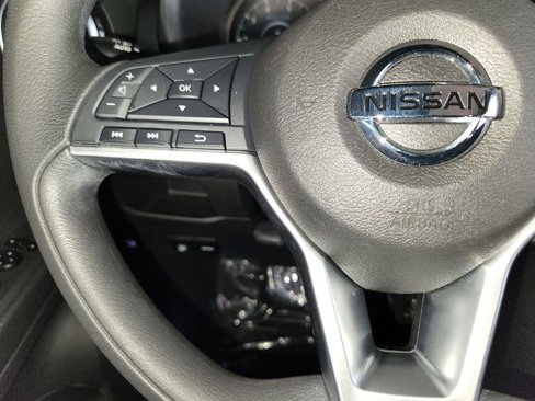 Certified 2021 Nissan Kicks SV w/ Interior Electronics Package image 23