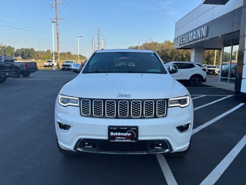 Used 2018 Jeep Grand Cherokee Overland image 12