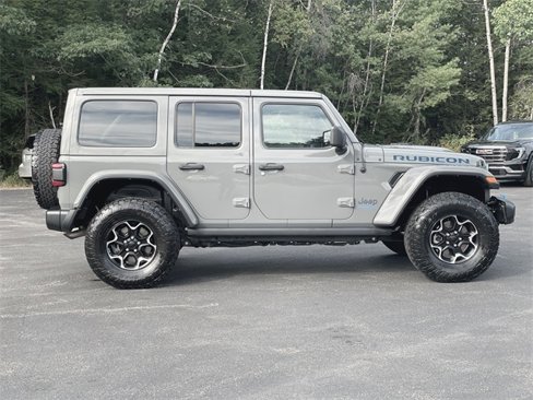 Used 2022 Jeep Wrangler Unlimited Rubicon 4xe w/ Cold Weather Group image 14