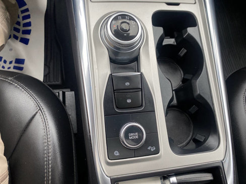 Used 2022 Ford Explorer XLT image 33