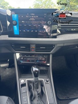New 2025 Volkswagen Jetta SE image 3
