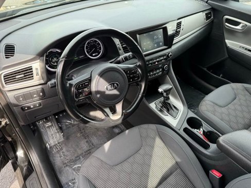 Used 2019 Kia Niro LX image 28
