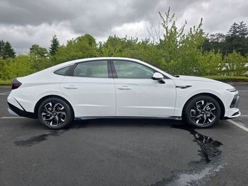 Used 2024 Hyundai Sonata SEL image 3