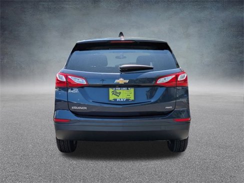 Used 2019 Chevrolet Equinox LS w/ LS Convenience Package image 4